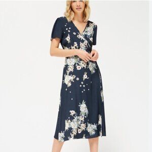 LACAUSA NAVY FLORAL SHORT SLEEVE WRAP MIDI DRESS - XS